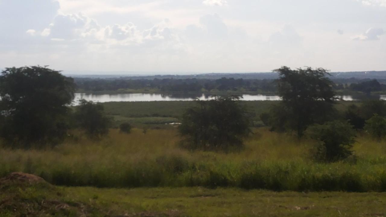 Parkside Safari Lodge Pakwach Экстерьер фото