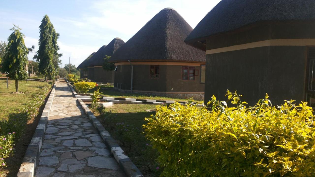 Parkside Safari Lodge Pakwach Экстерьер фото