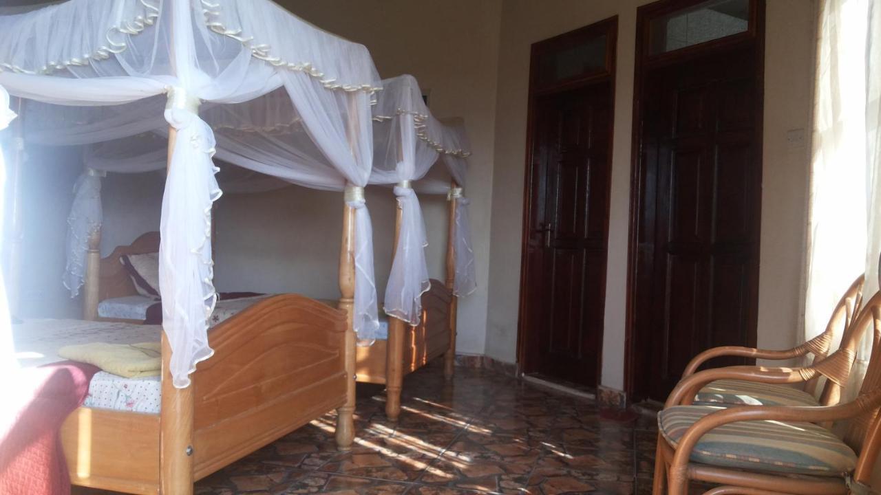 Parkside Safari Lodge Pakwach Экстерьер фото