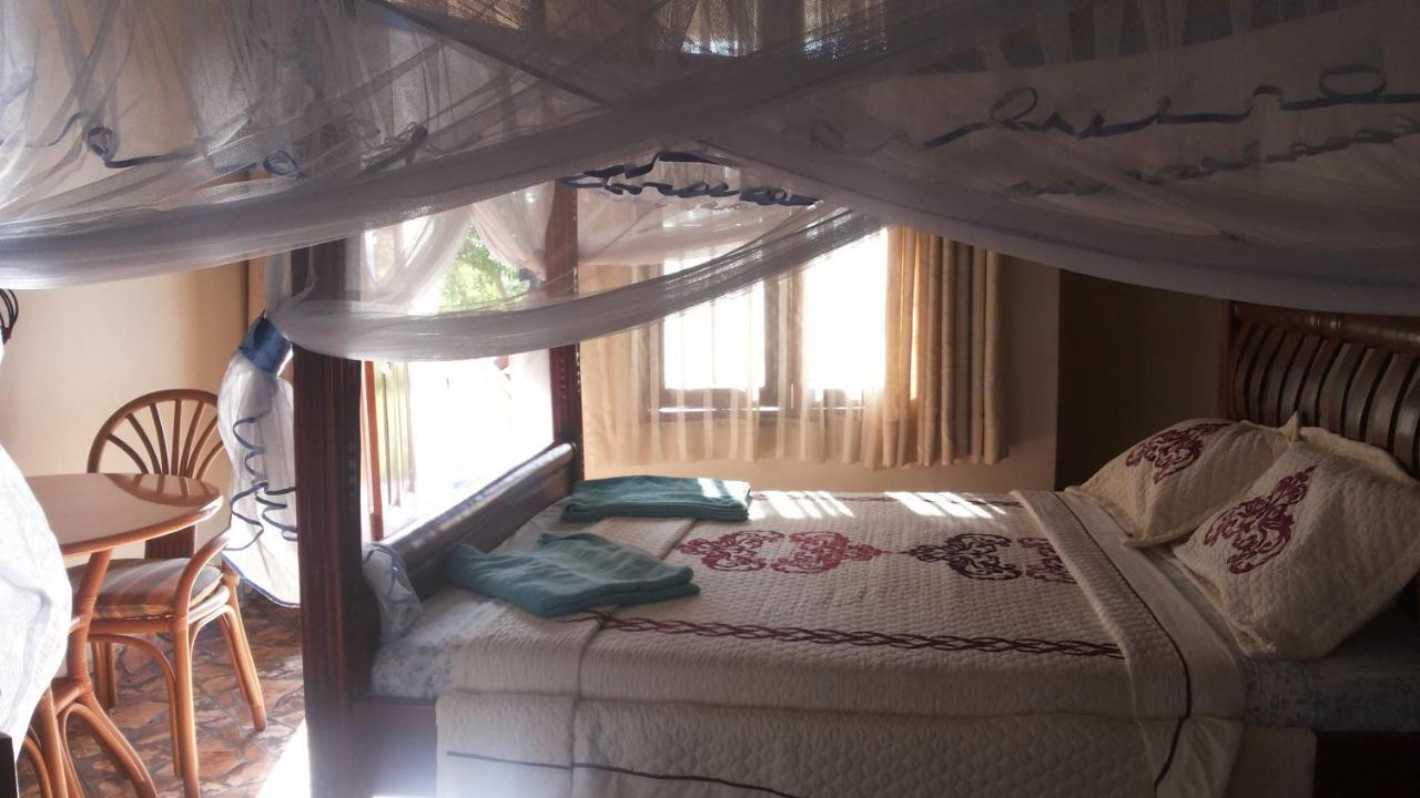 Parkside Safari Lodge Pakwach Экстерьер фото