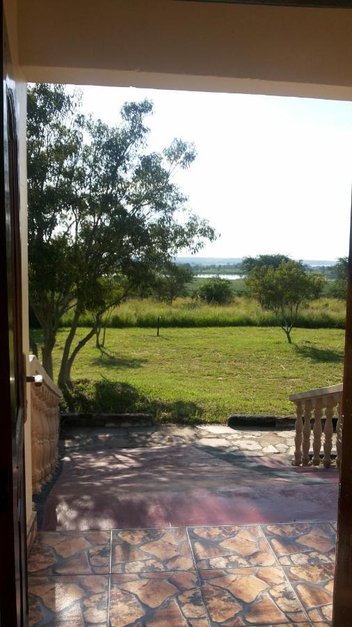 Parkside Safari Lodge Pakwach Экстерьер фото