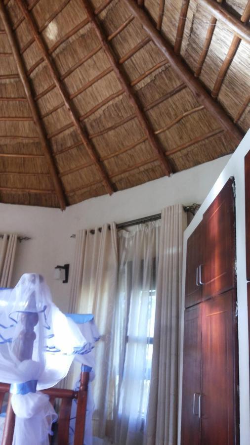 Parkside Safari Lodge Pakwach Экстерьер фото