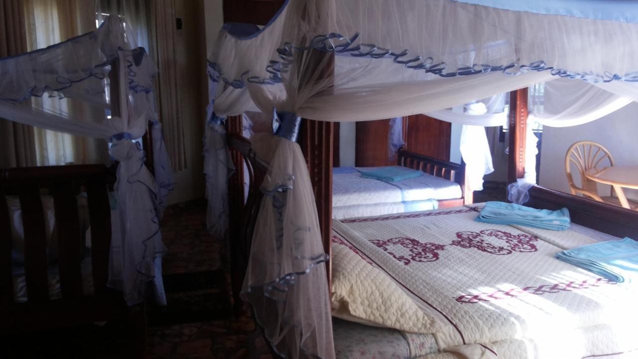 Parkside Safari Lodge Pakwach Экстерьер фото